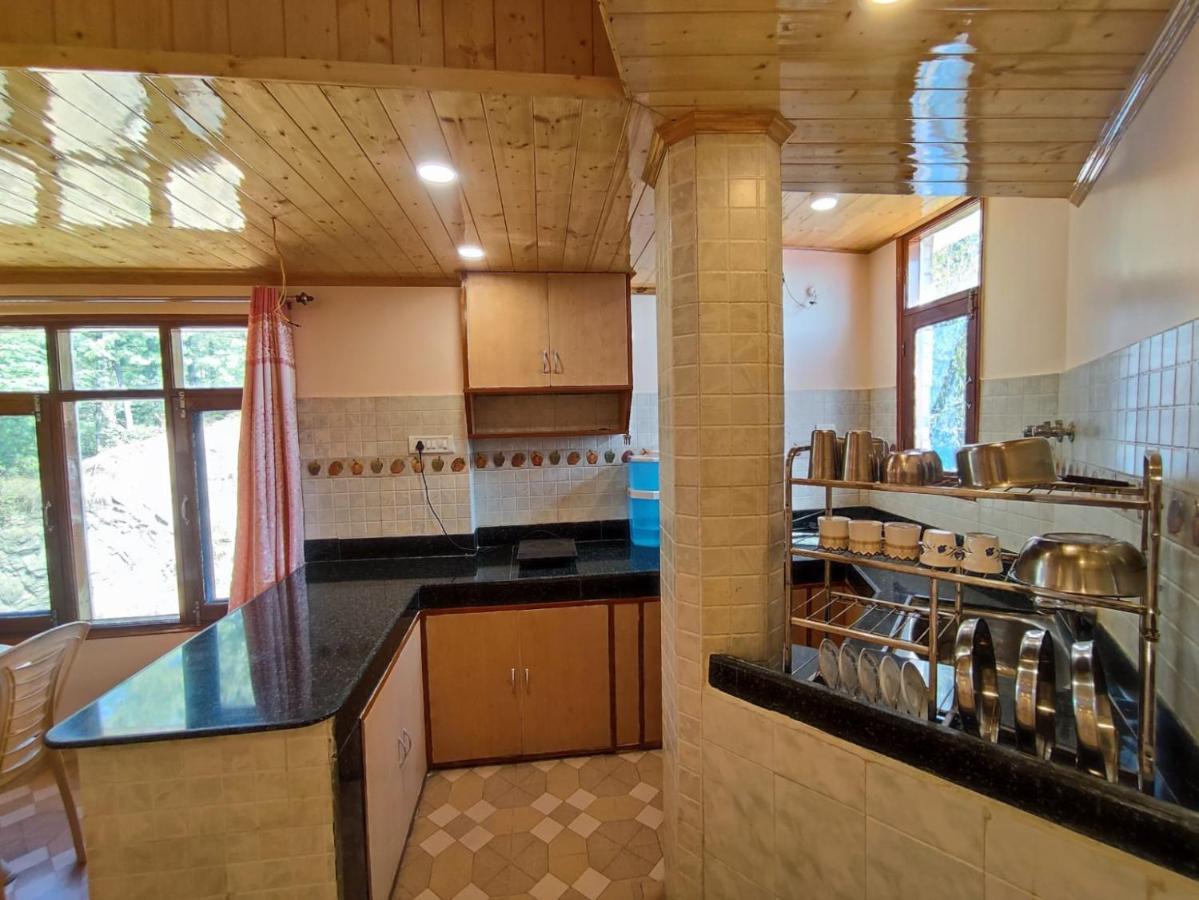 Vintage Woods Inn Шимла Экстерьер фото